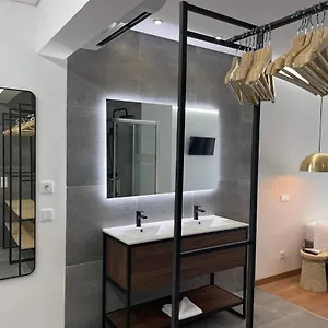 Pontinha Exclusive House Guest house